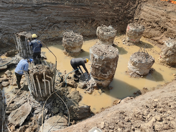 灌注桩人工破桩头